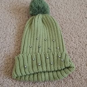 3/$20 🎉 Green hat with jewels